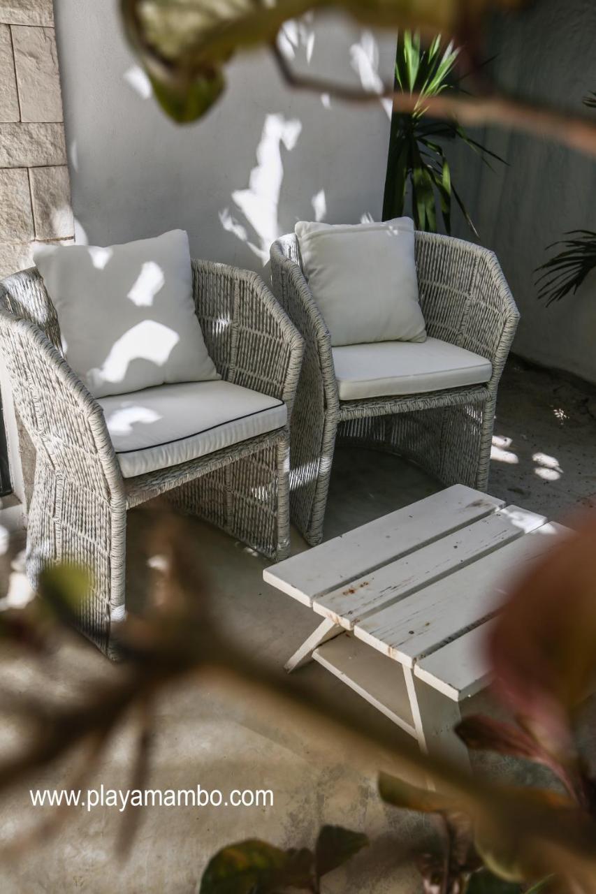 ホテルPlaya Mambo Eco Cabanas トゥルム エクステリア 写真
