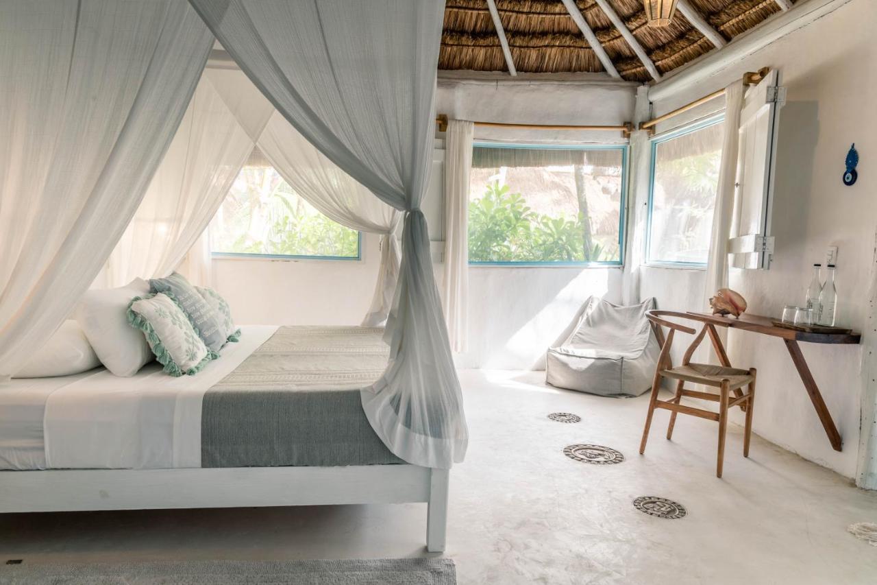 ホテルPlaya Mambo Eco Cabanas トゥルム エクステリア 写真